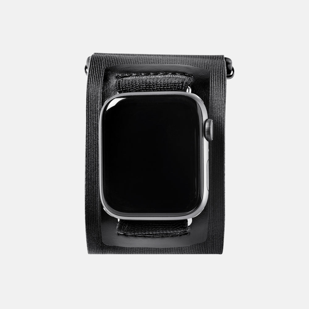 
            
                Load image into Gallery viewer, Apple Watch Sport Band Black
            
        